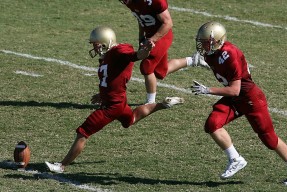 开云 官网 入口-体育新闻中心深化体育赛事数据驱动传播研究，体育新闻赛事报道标题大全