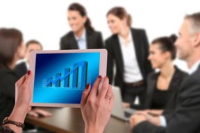 开云体育在线入口-中国香港队的未来方向：如何通过团体赛事培养更强的团队意识，香港队是什么意思